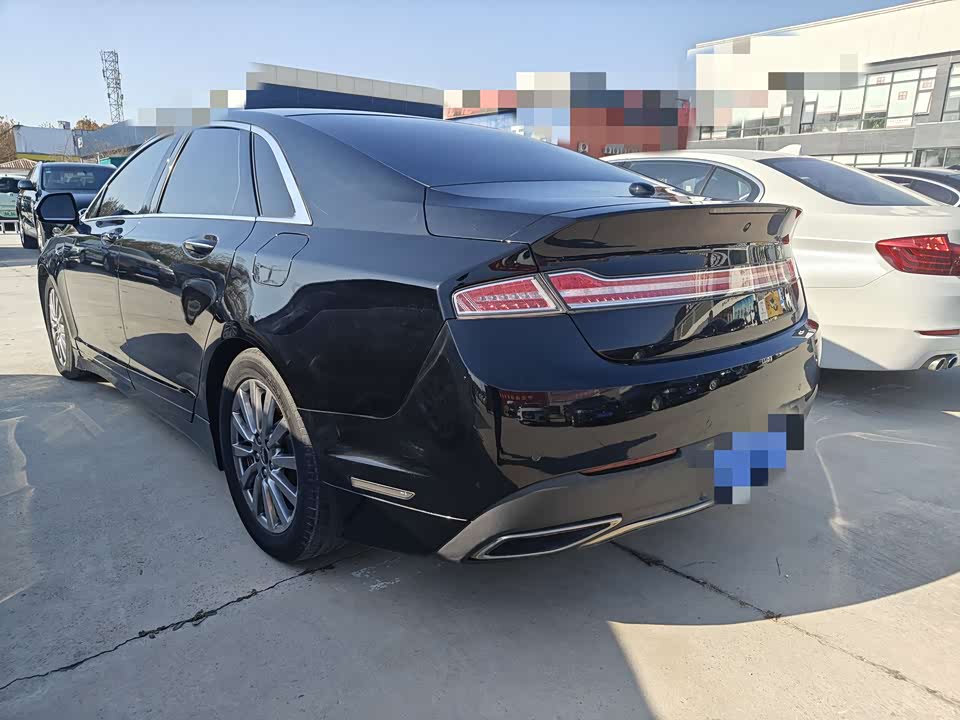 Lincoln MKZ