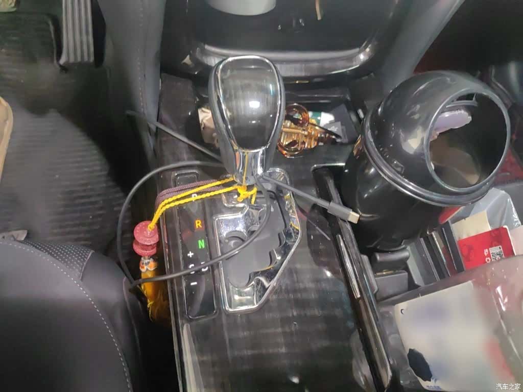 Toyota Crown, 2016 7