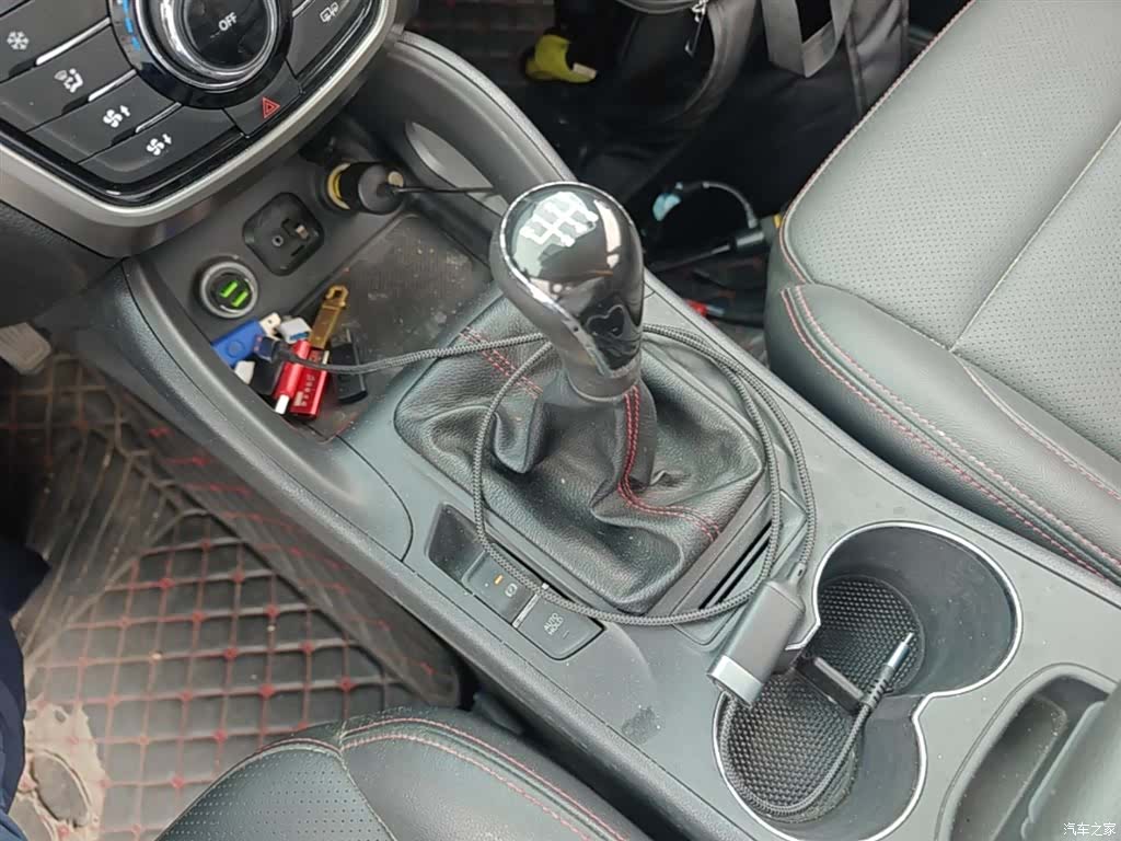 Changan CS75, 2016 14