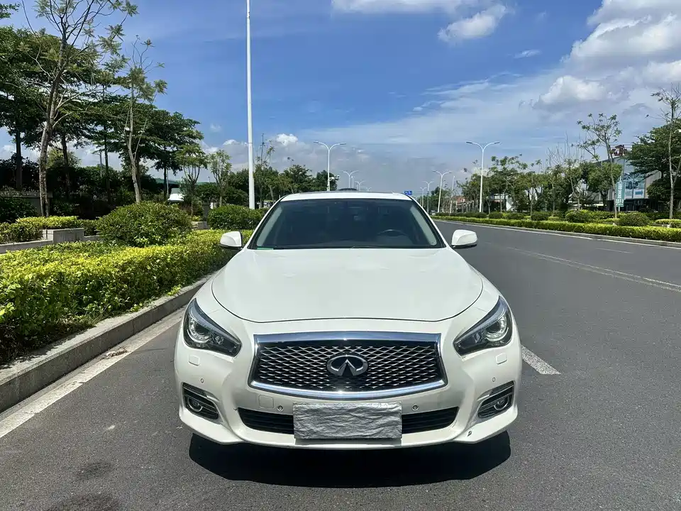 Infiniti Q50L Infiniti Q50L