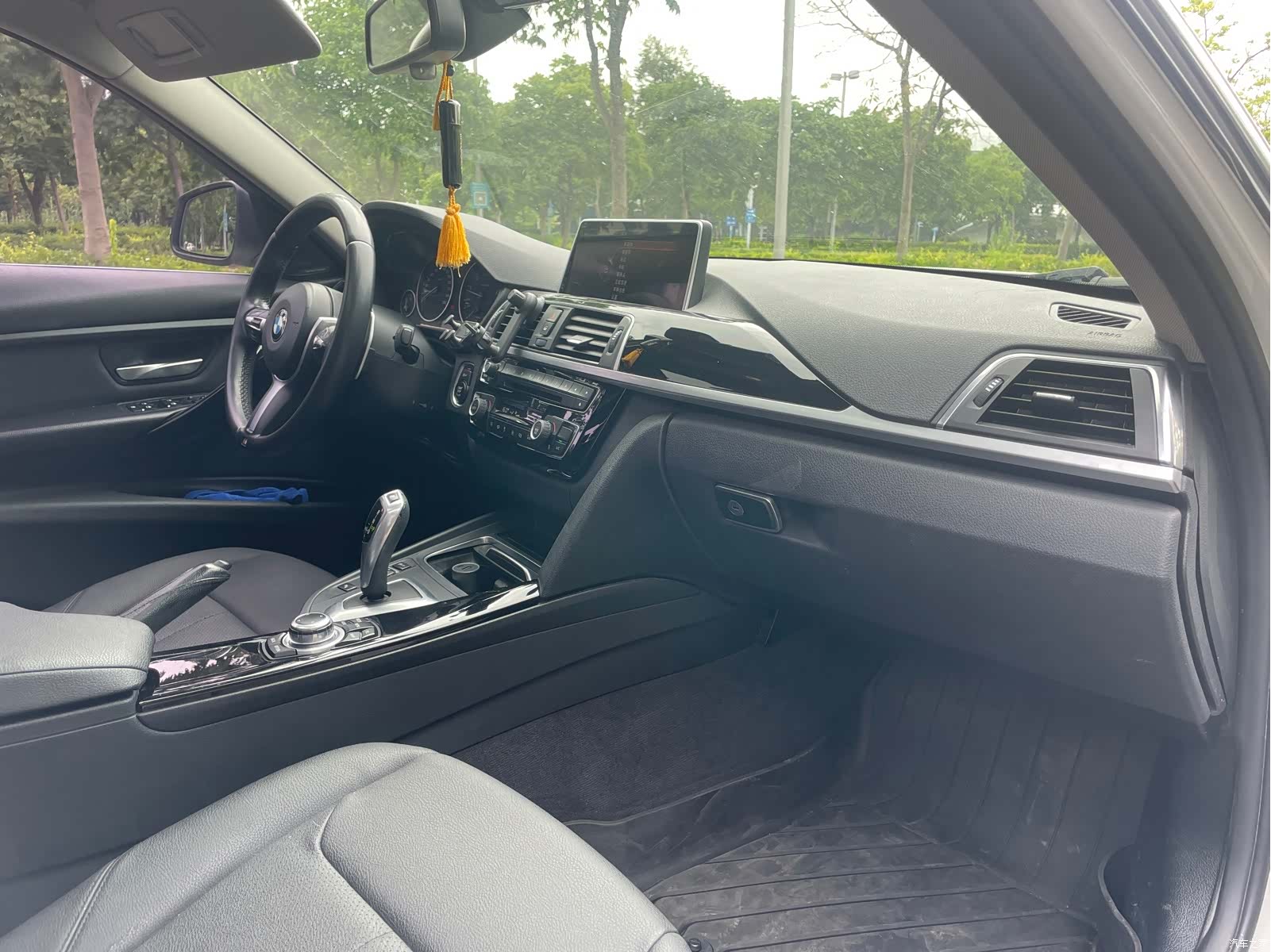 BMW 3 Series, 2016 14