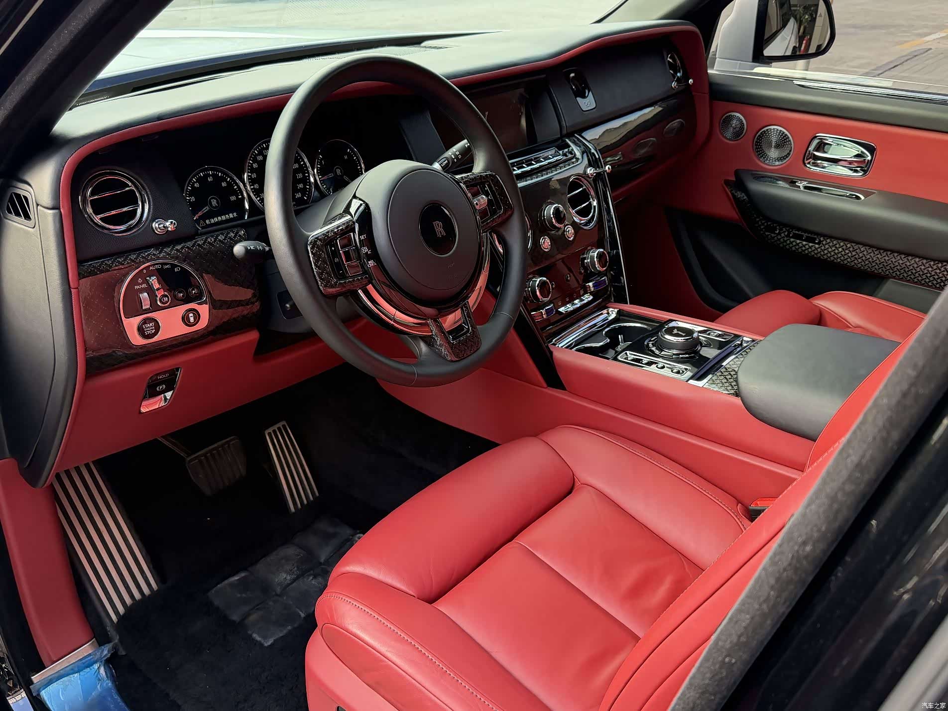 Rolls-Royce Cullinan, 2019 4