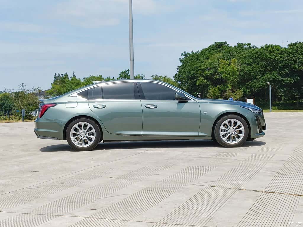 Cadillac CT5, 2022 7