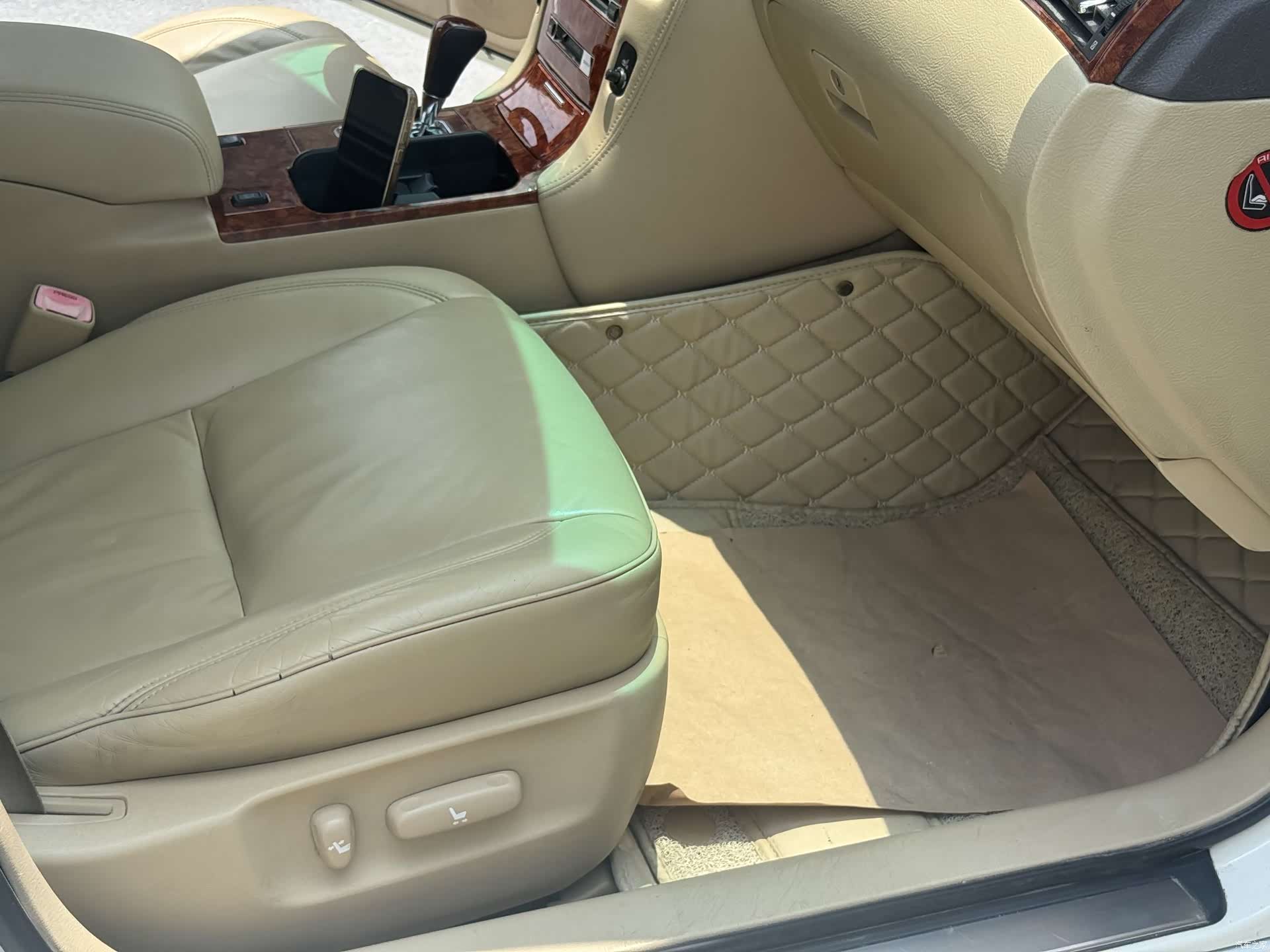Toyota Crown, 2005 25