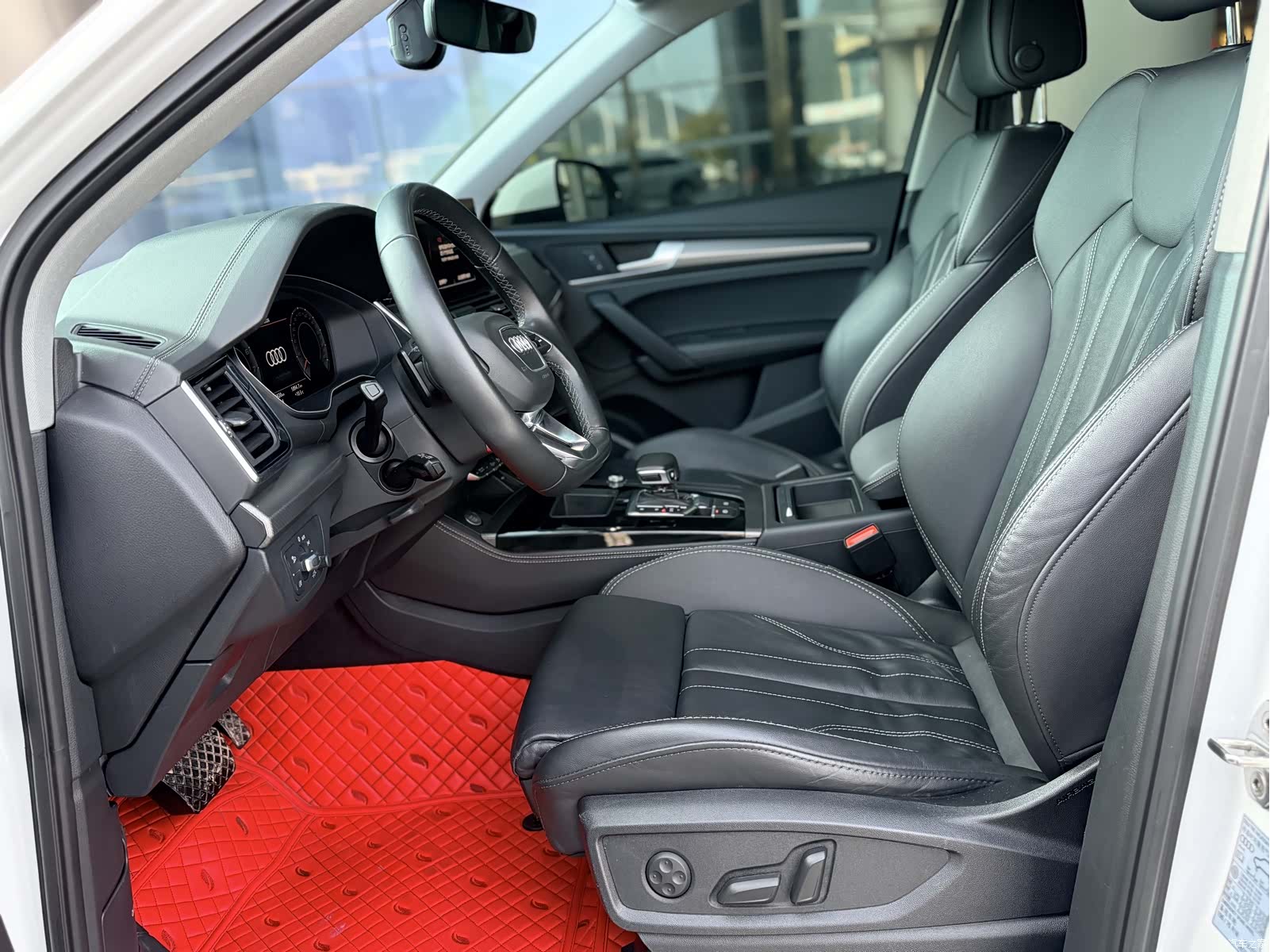Audi Q5L, 2022 12