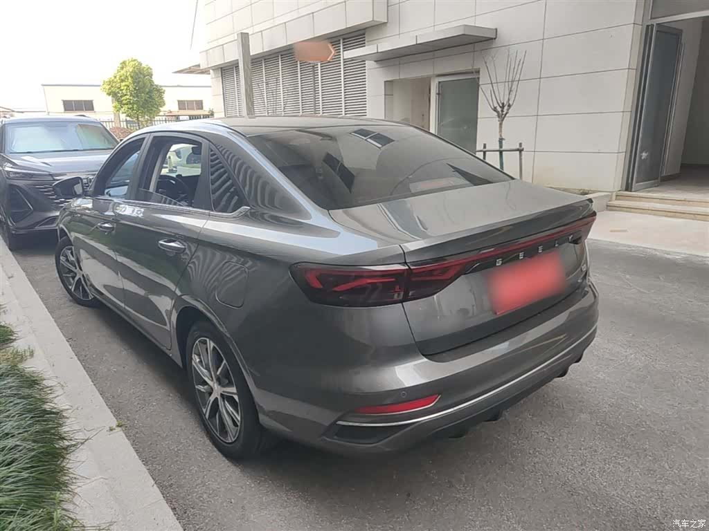 Geely Emgrand, 2024 все фото
