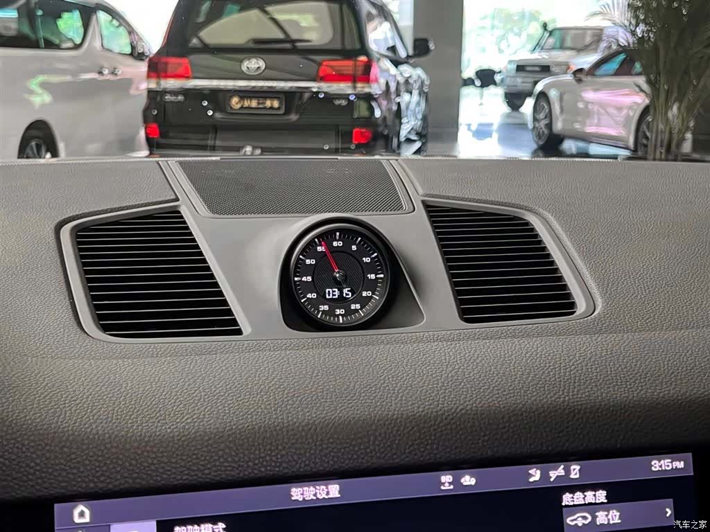 Porsche Cayenne, 2022 12