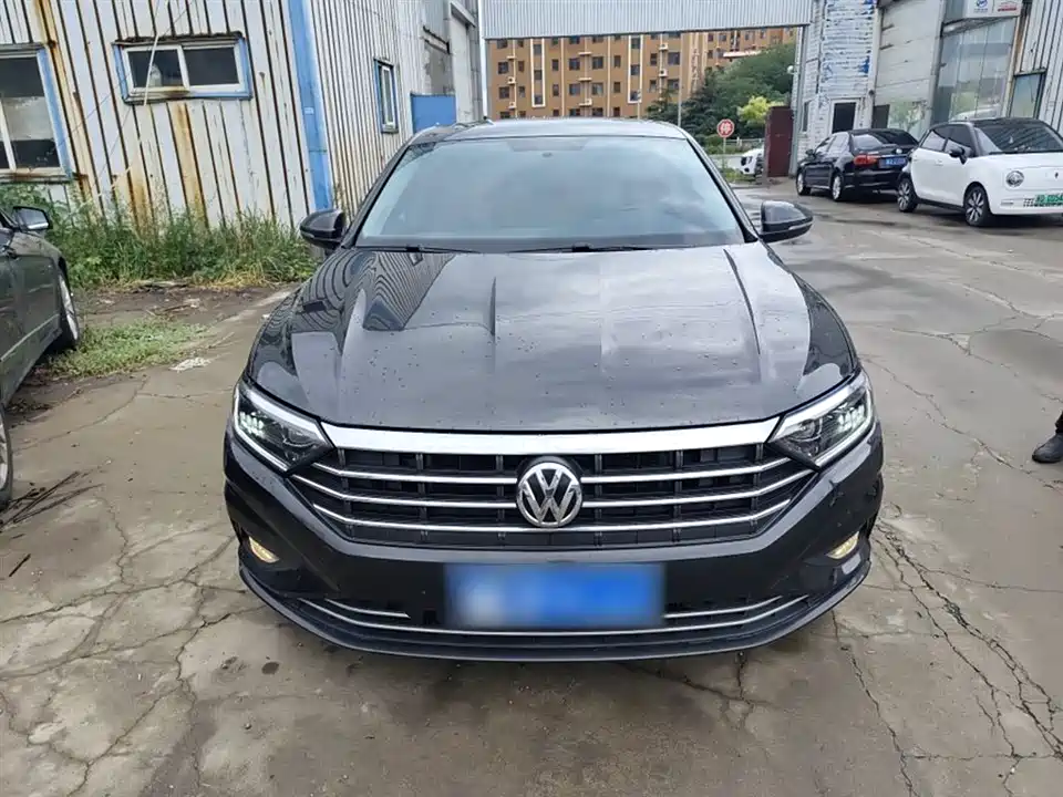 Volkswagen Sagitar