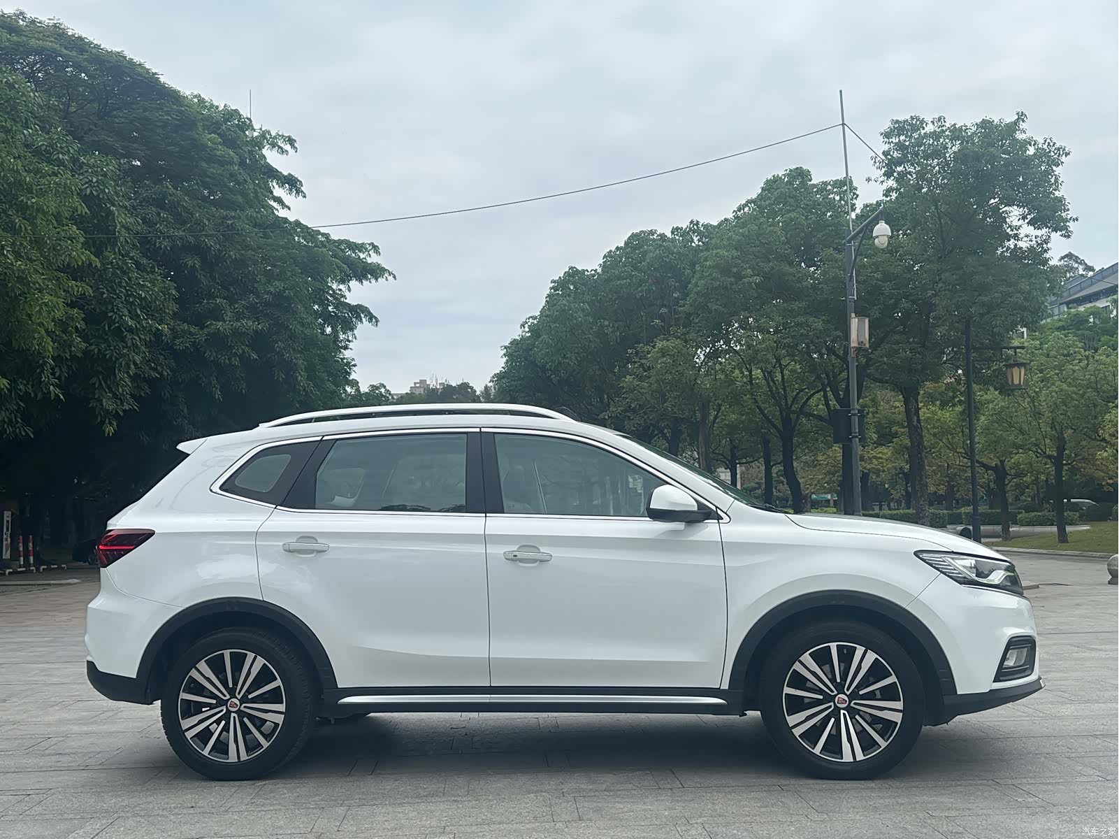 Roewe RX5, 2020 28