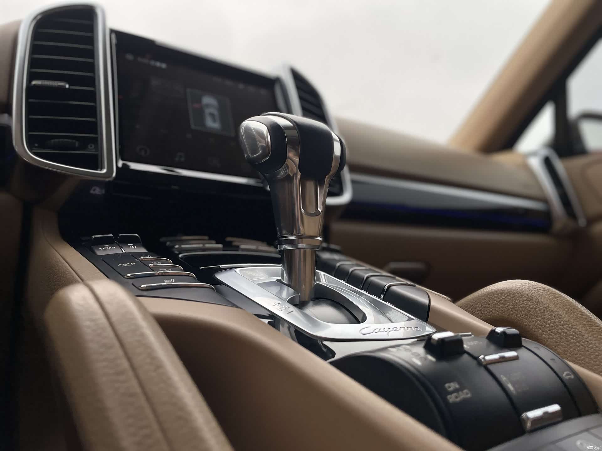 Porsche Cayenne, 2016 13