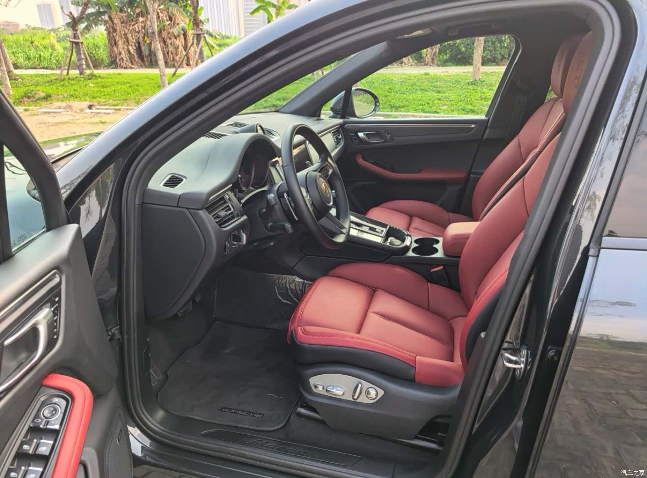 Porsche Macan, 2023 12