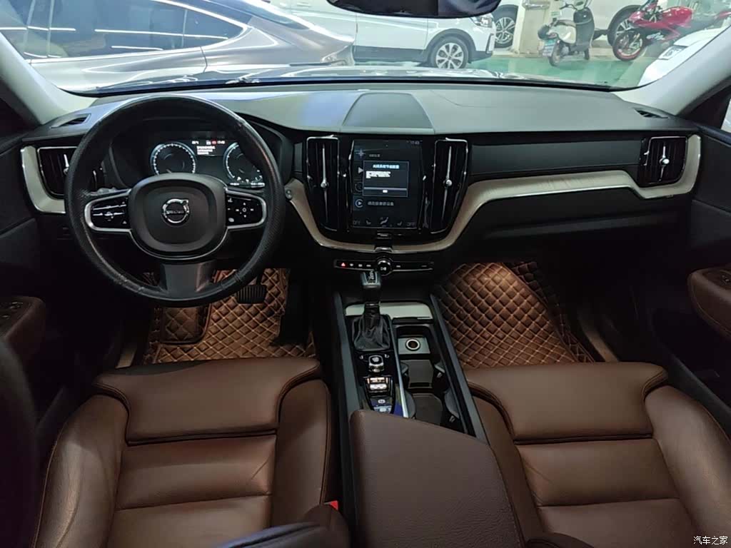 Volvo XC60, 2018 10
