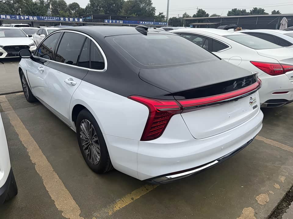 Hongqi H5