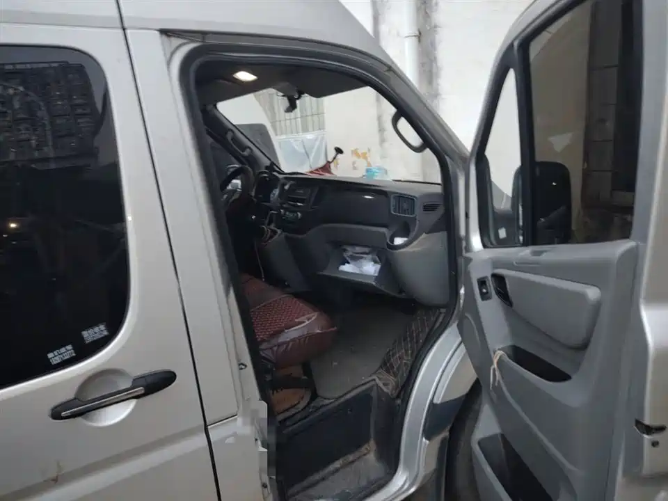 Foton Tuano Foton Tuano
