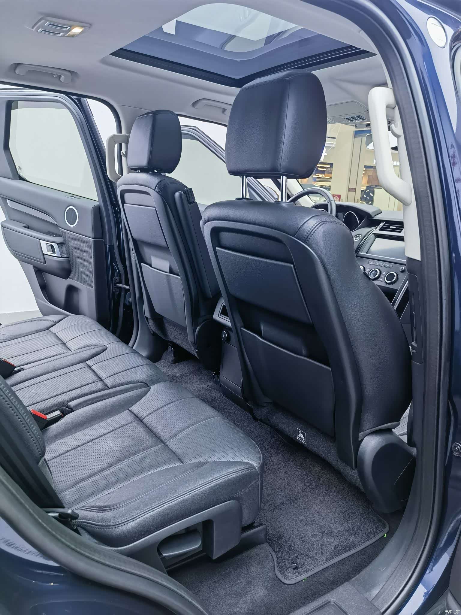 Land Rover Discovery, 2019 13