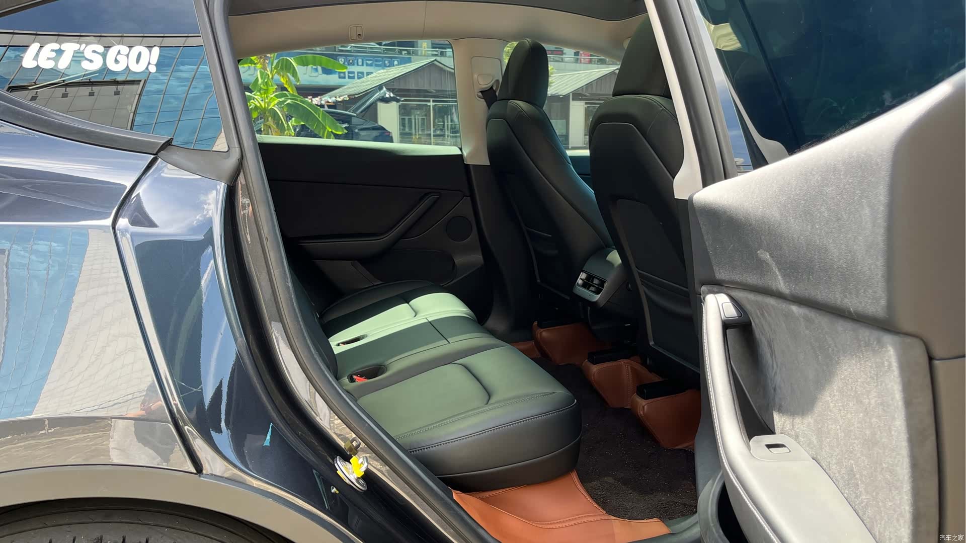 Tesla Model Y, 2024 12