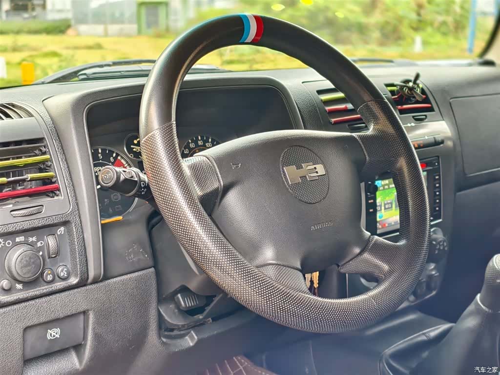 Hummer H3, 2006 3