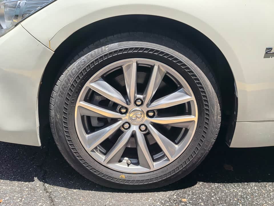 Infiniti Q50L Infiniti Q50L
