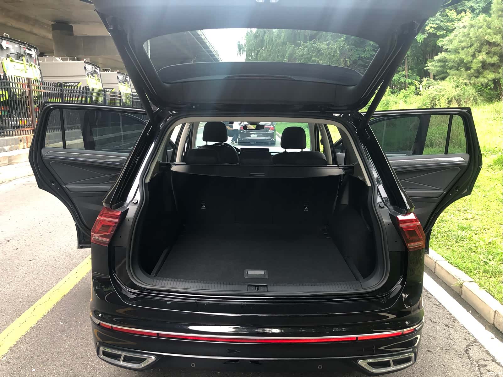Volkswagen Tiguan L, 2022 9