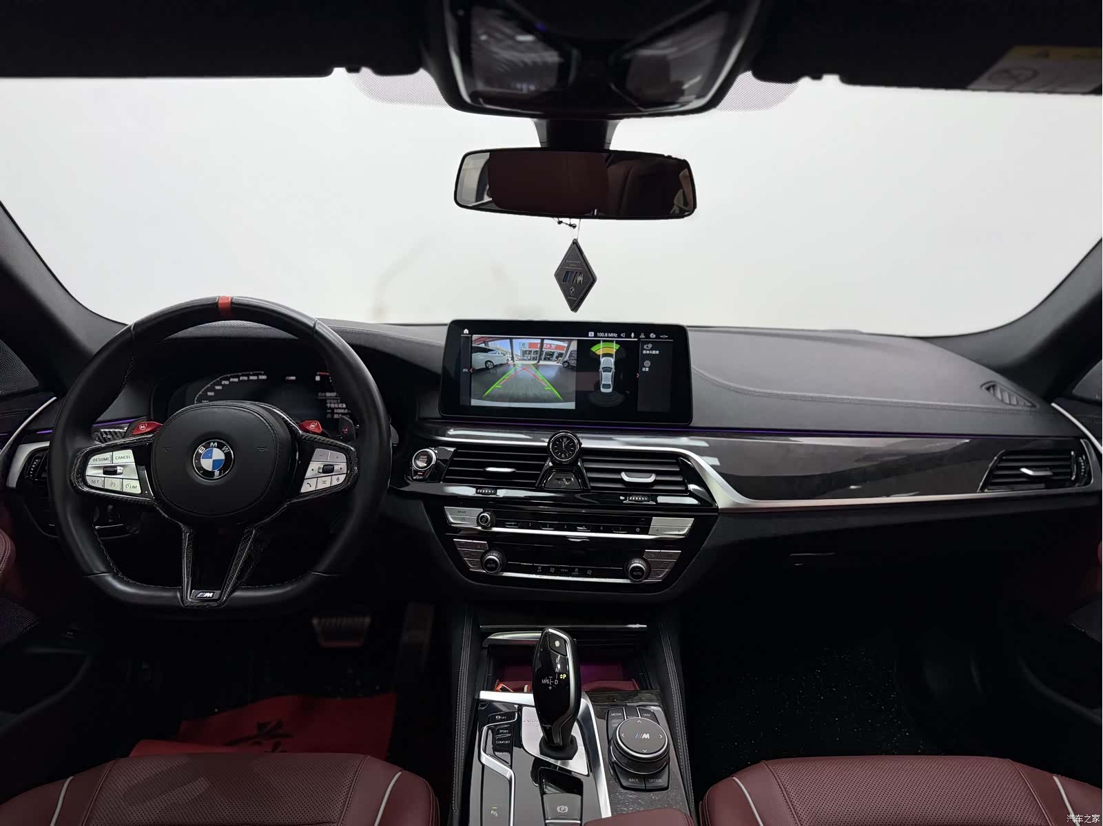 BMW 5 Series, 2022 все фото