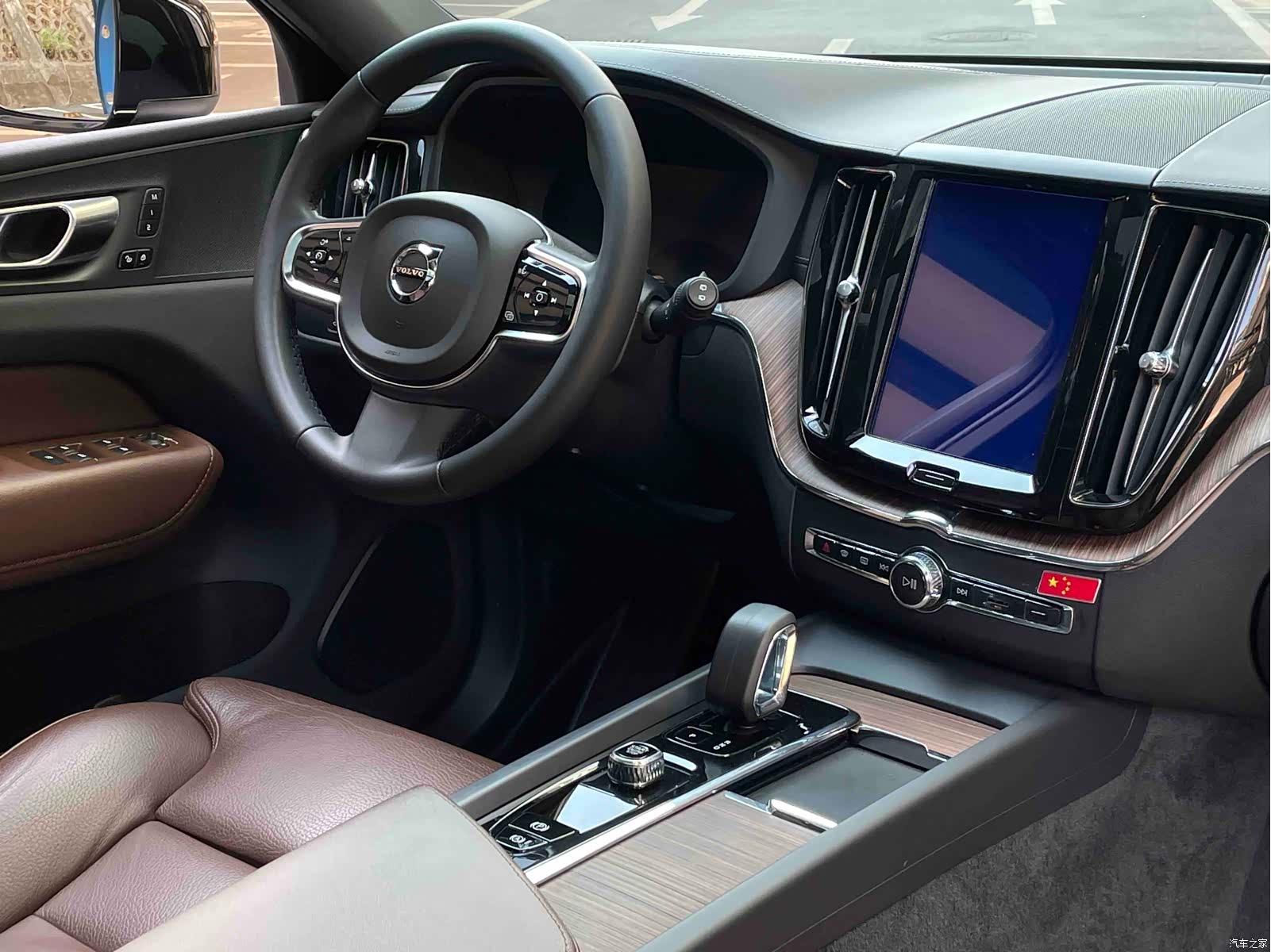 Volvo XC60, 2022 25
