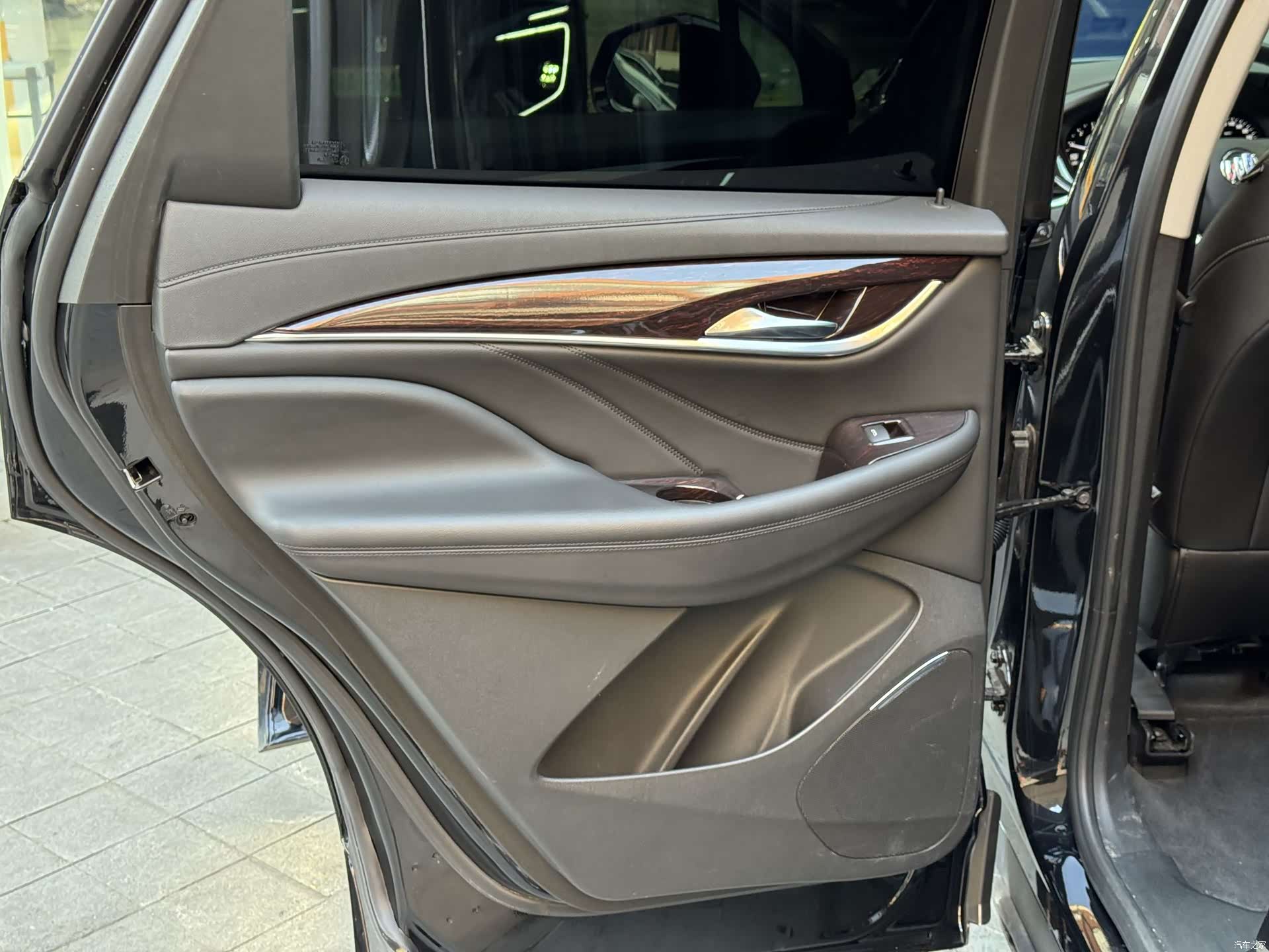 Buick Enclave, 2022 15