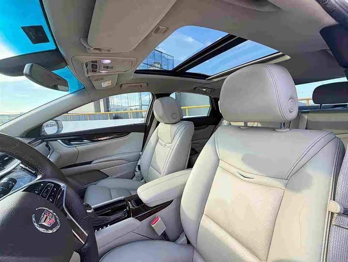 Cadillac XTS 2014 28T Комфорт