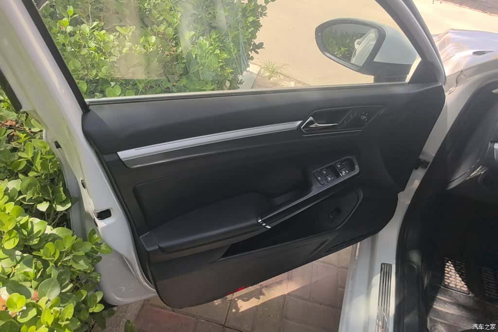 Volkswagen Lamando, 2017 7