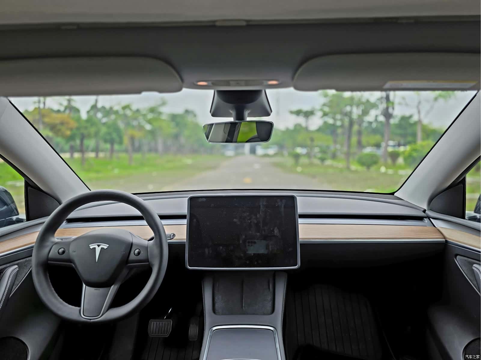 Tesla Model Y, 2023 6