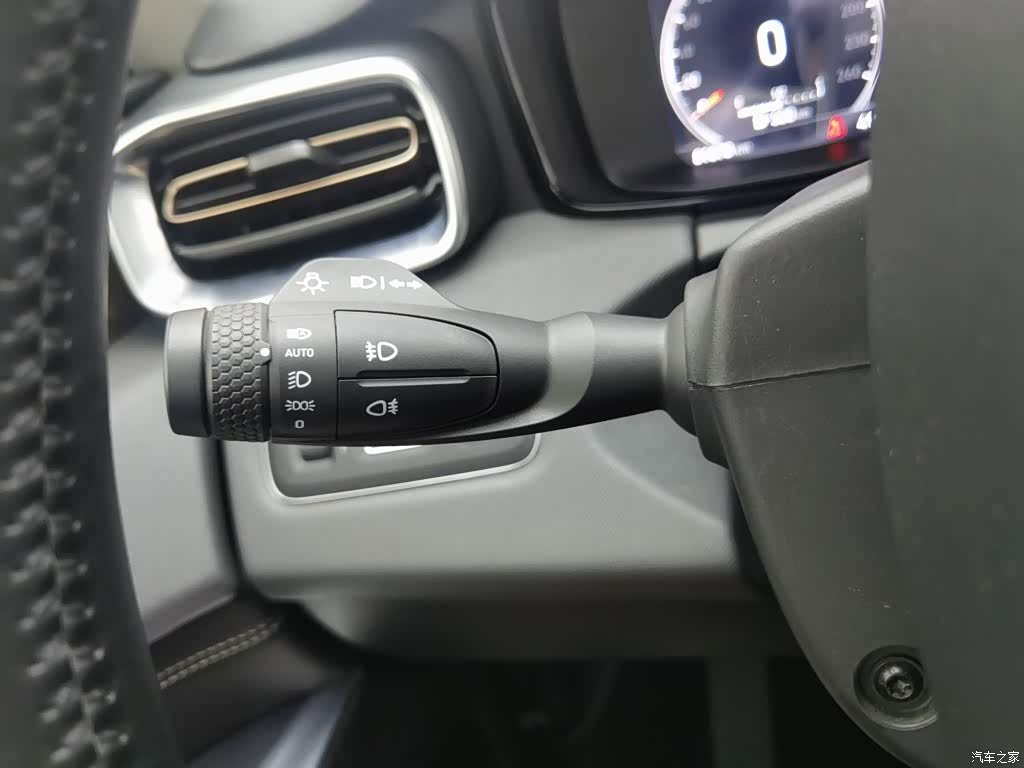 Lynk & Co 01, 2018 21