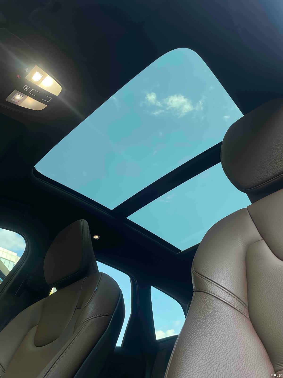 Volvo XC60, 2022 10