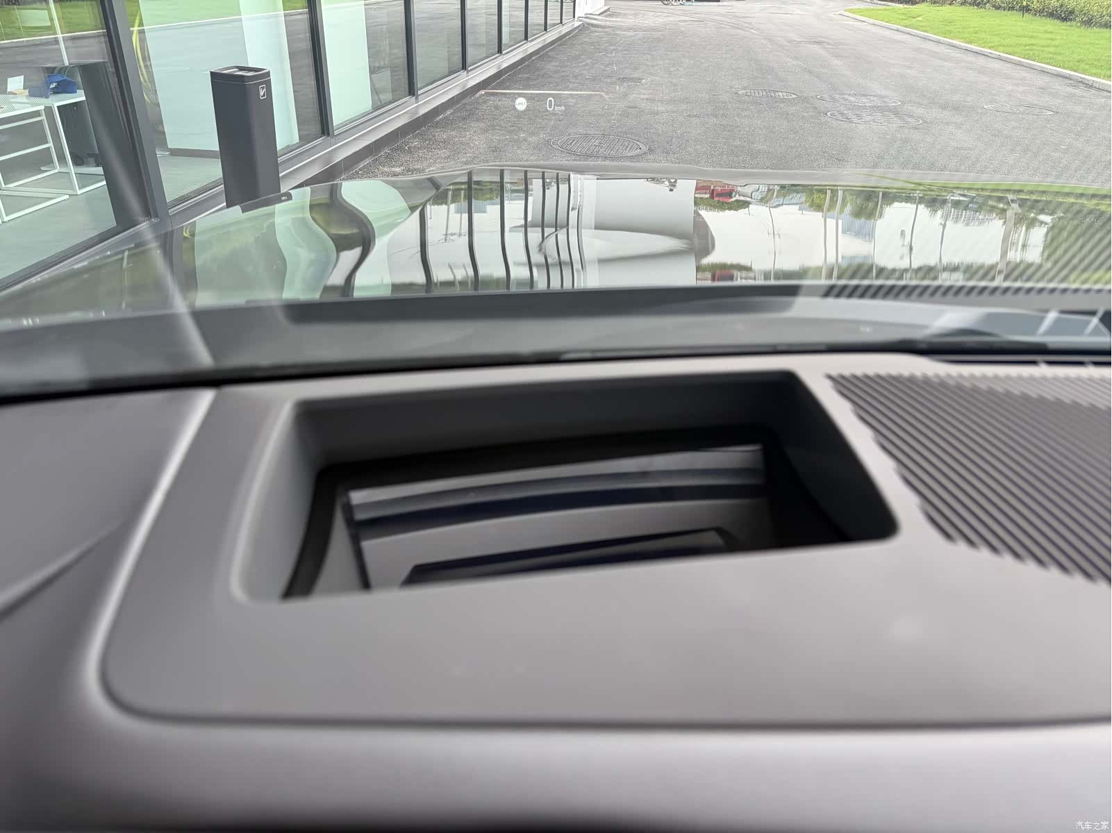 BMW i5, 2026 9