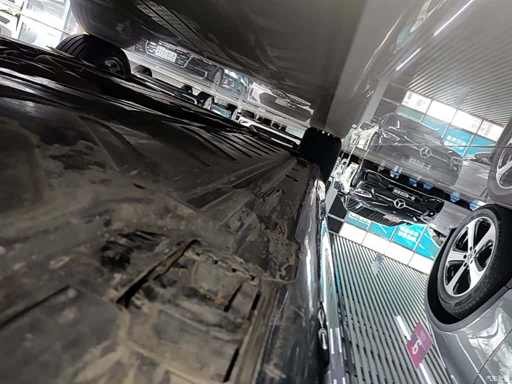 Mercedes-Benz E-Class, 2023 22