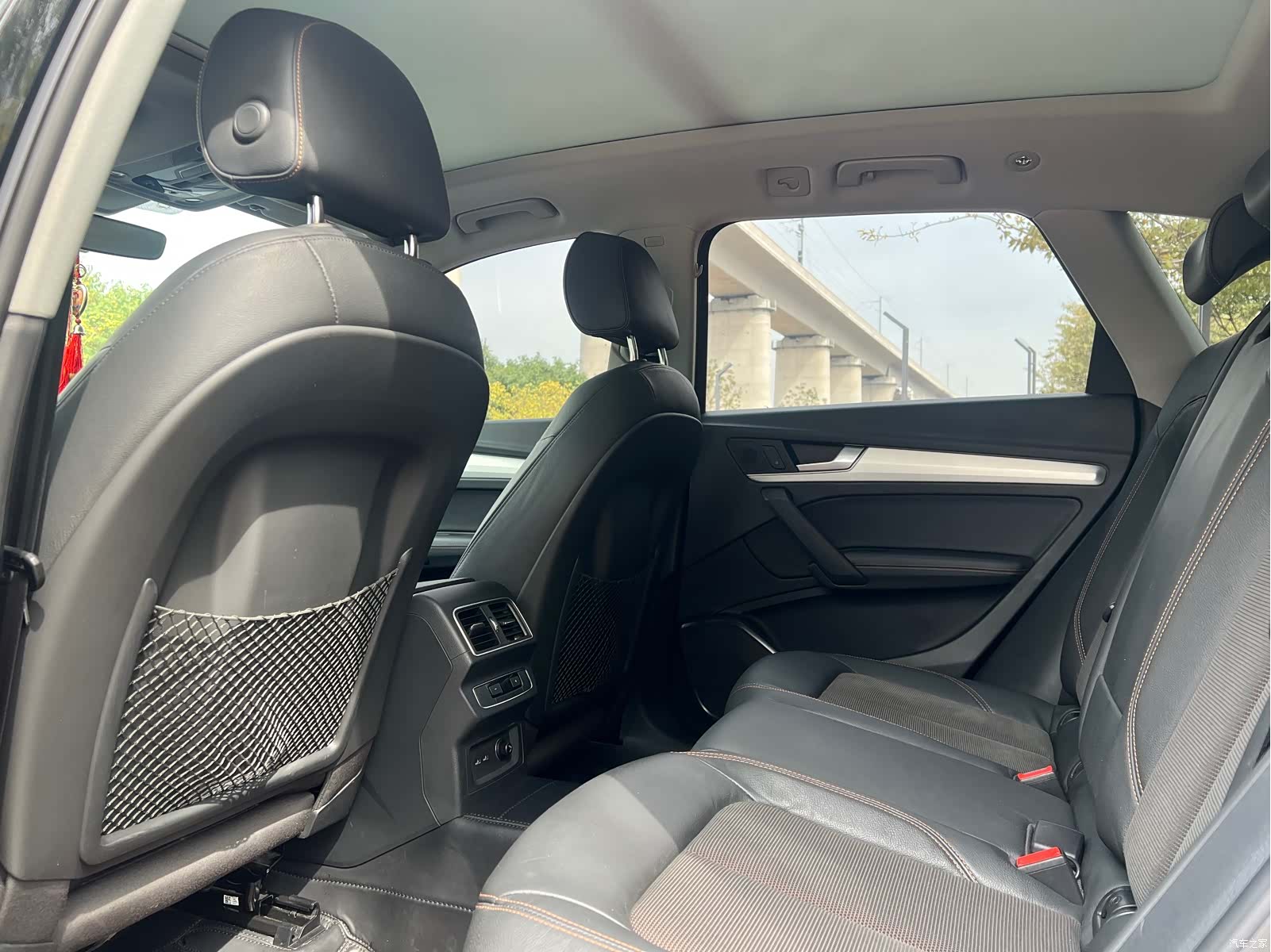 Audi Q5L, 2019 6