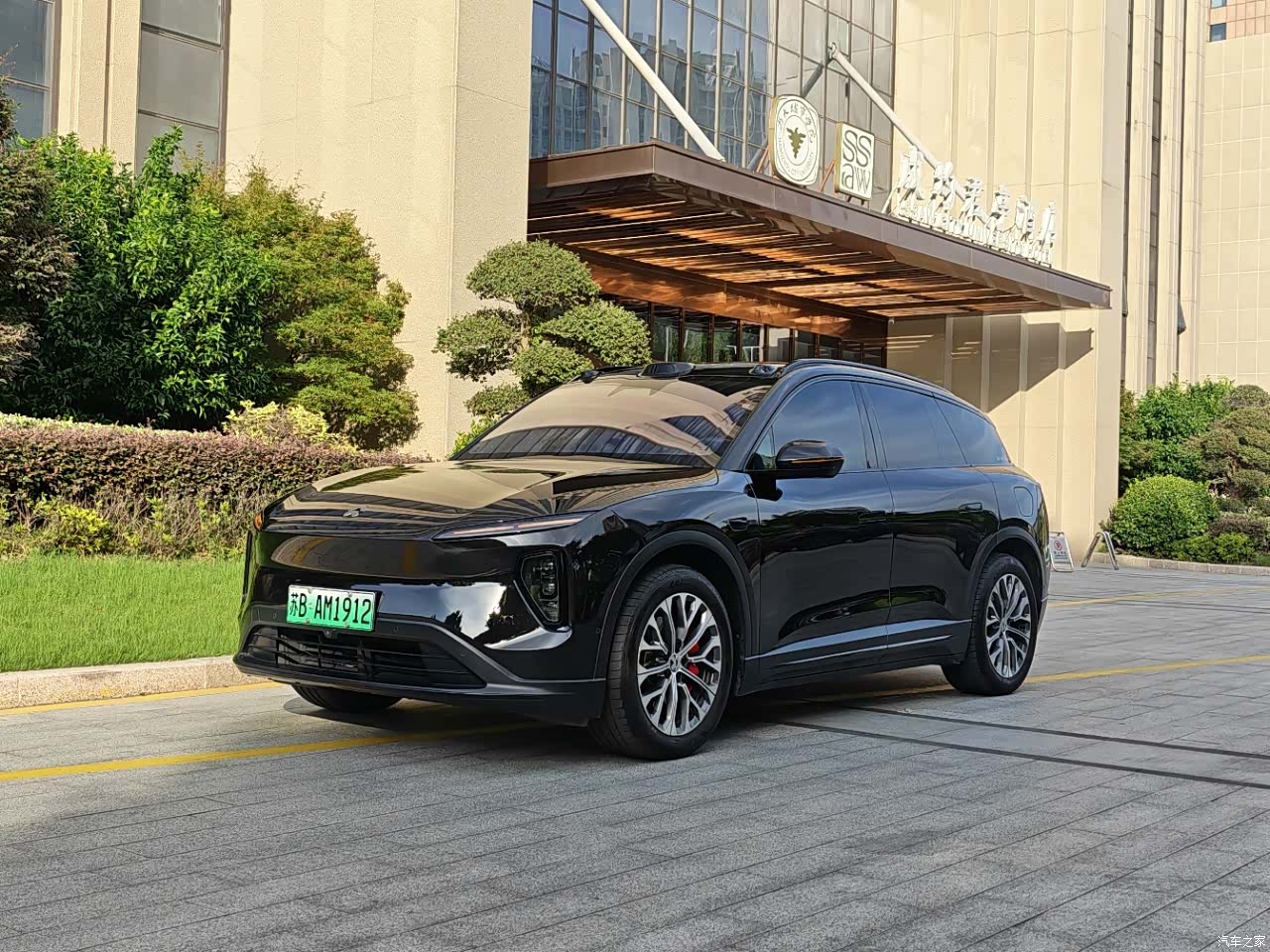 NIO ES6, 2024 1