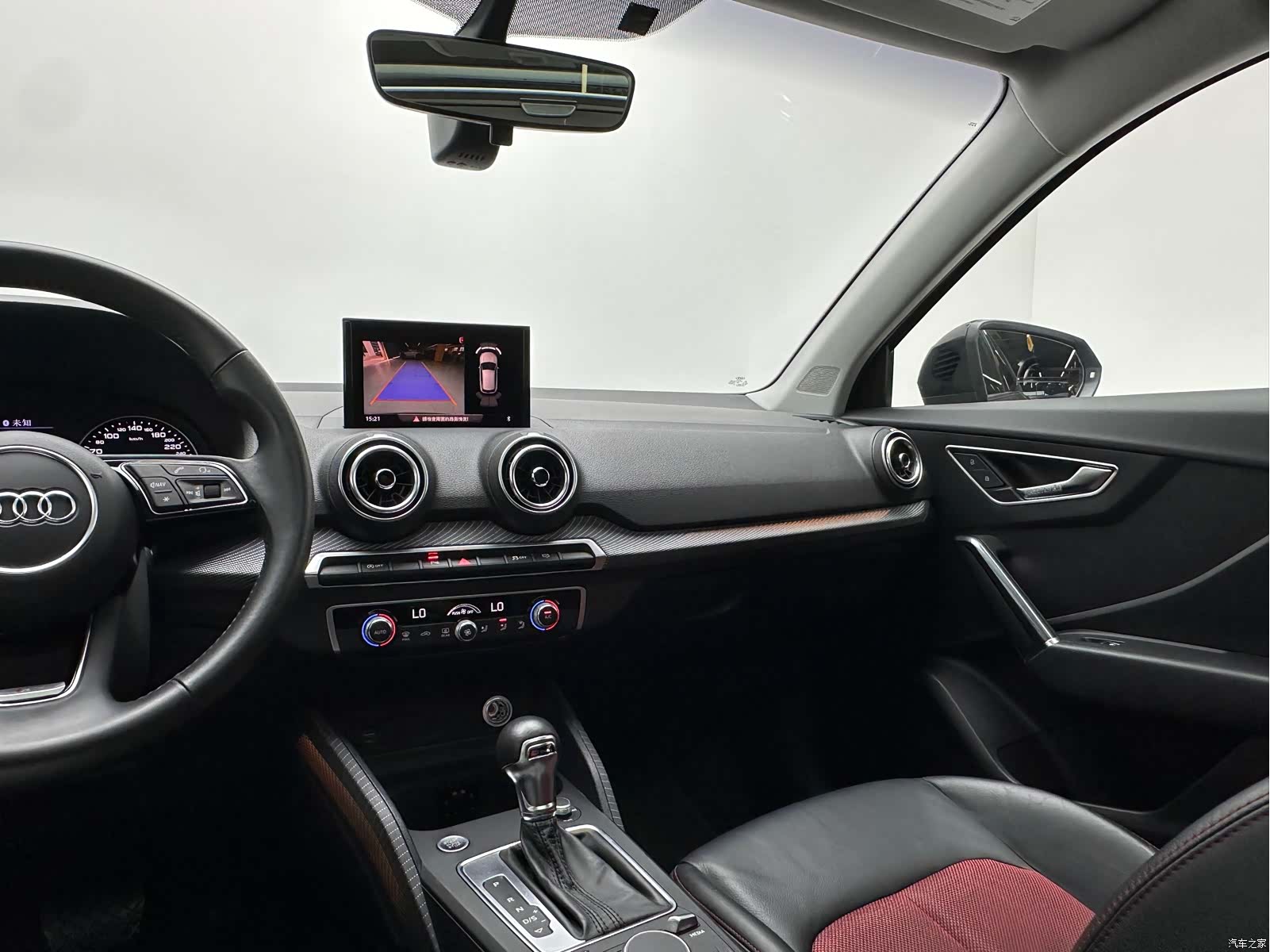 Audi Q2L, 2021 14