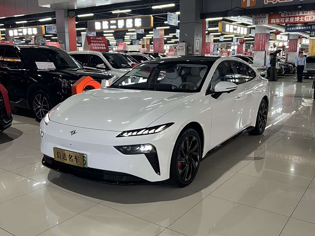Dongfeng eπ007