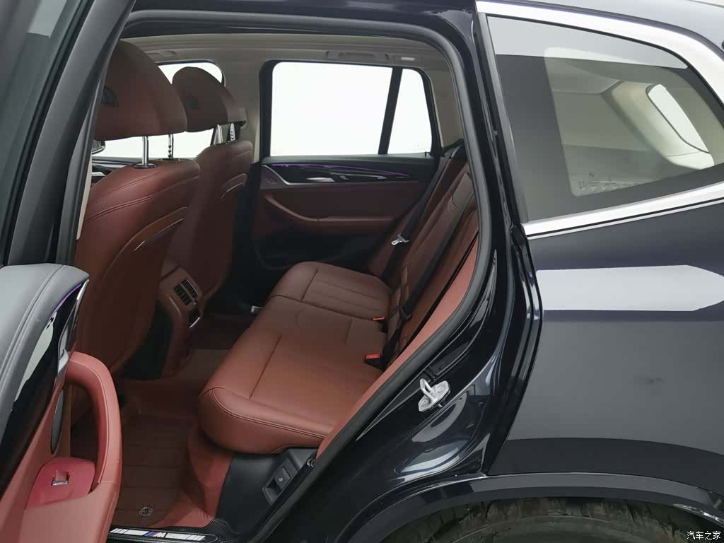 BMW iX3, 2024 15