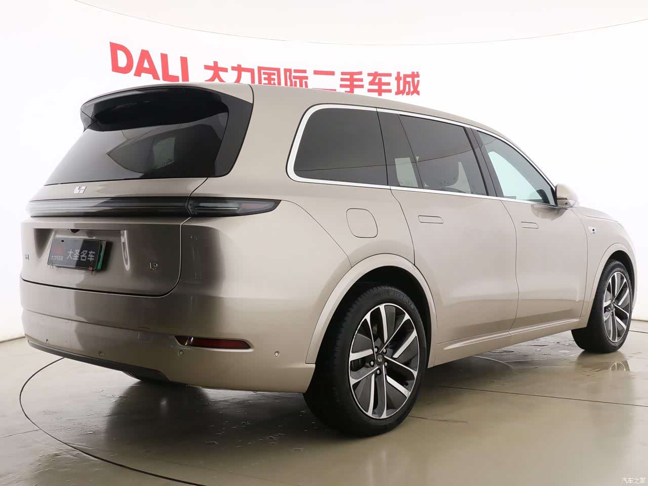 Li Auto L9, 2022 32