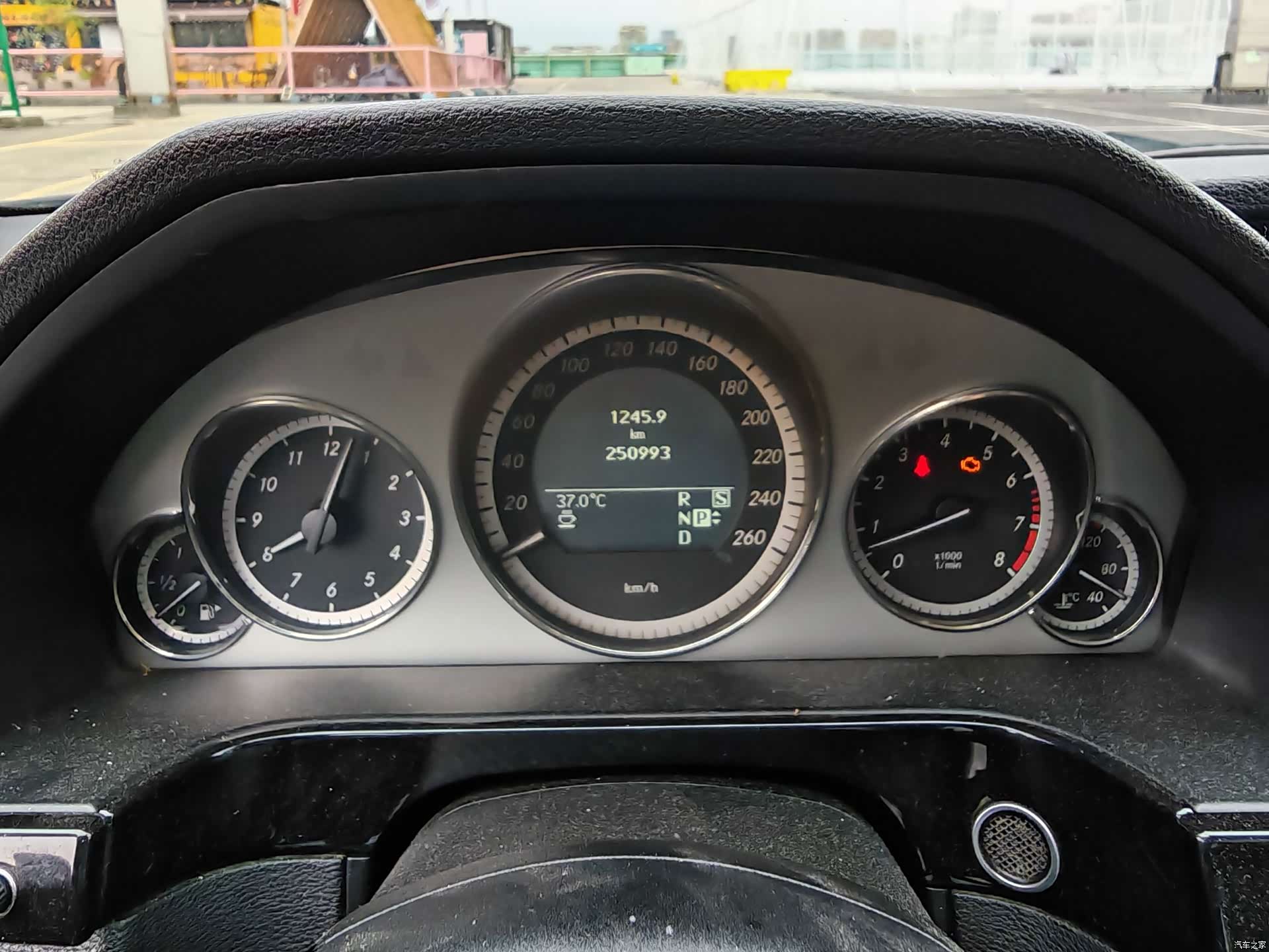 Mercedes-Benz E-Class, 2011 16