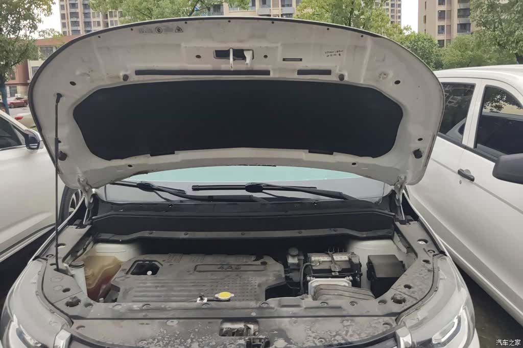 DongFeng SX6, 2016 10