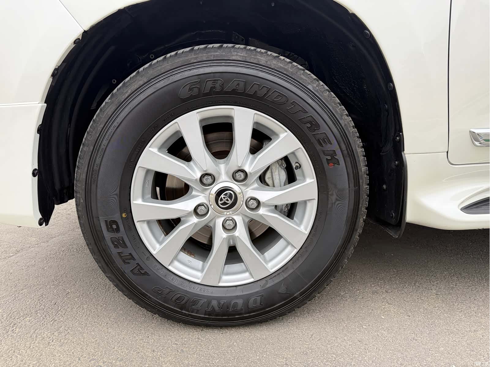 Toyota Land Cruiser, 2018 10