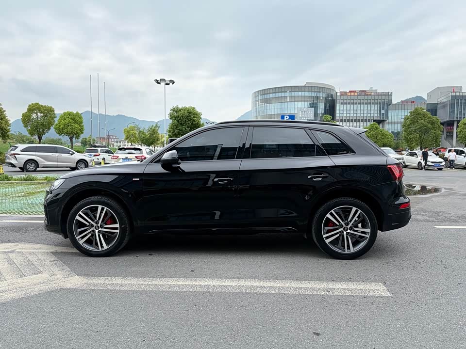 Audi Q5L Audi Q5L