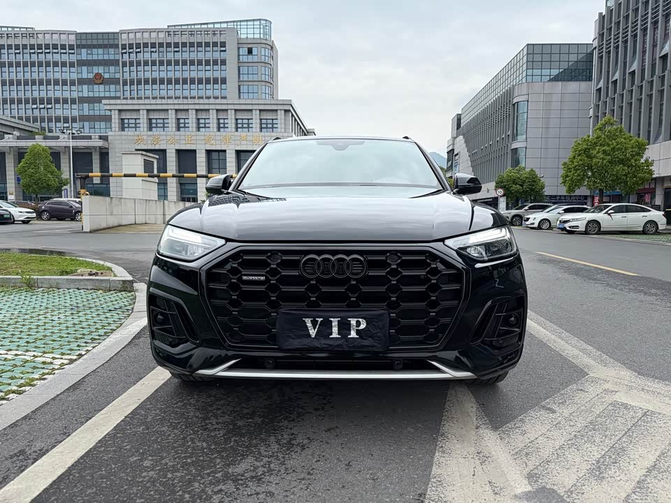 Audi Q5L Audi Q5L