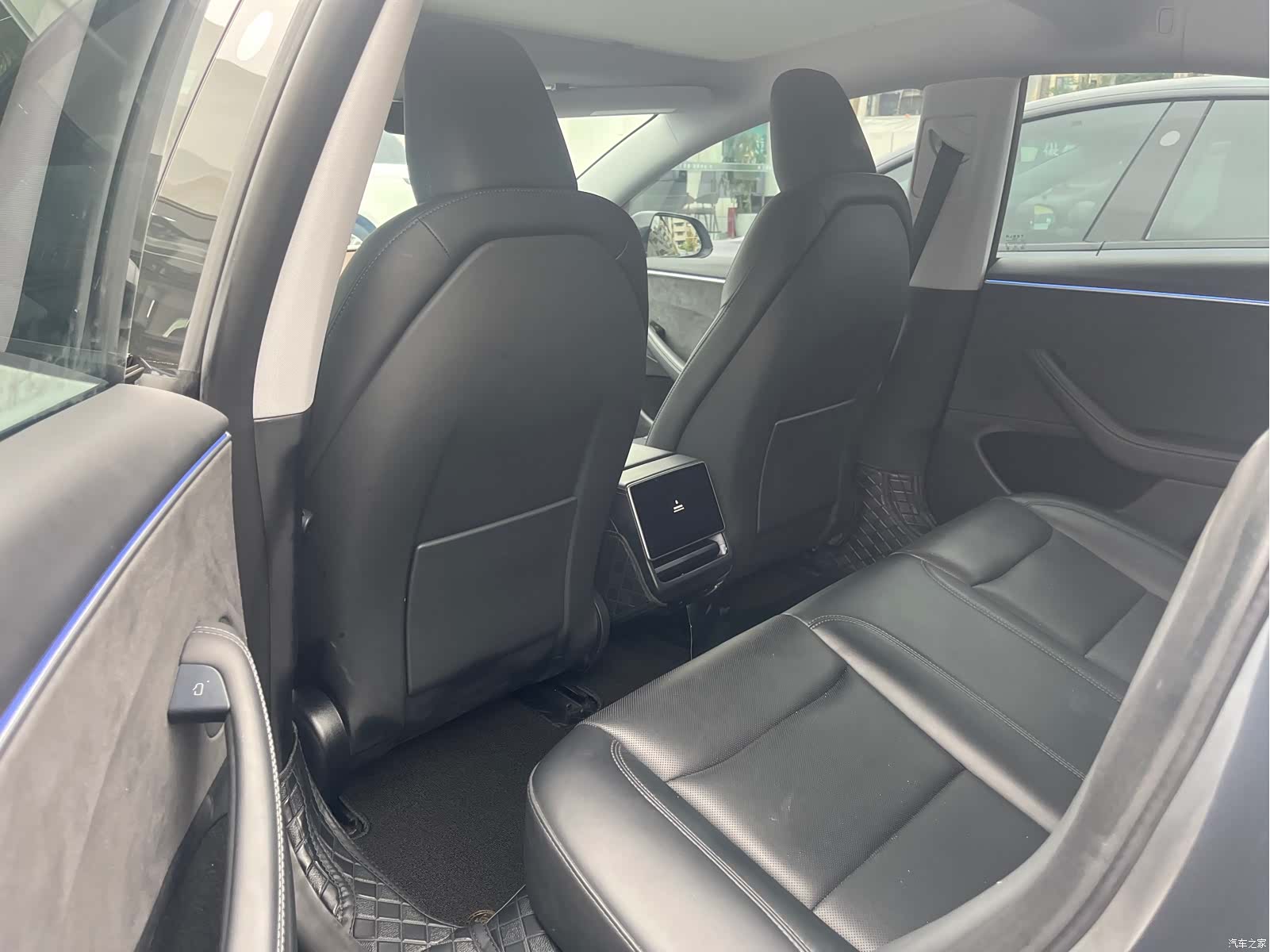Tesla Model 3, 2024 все фото