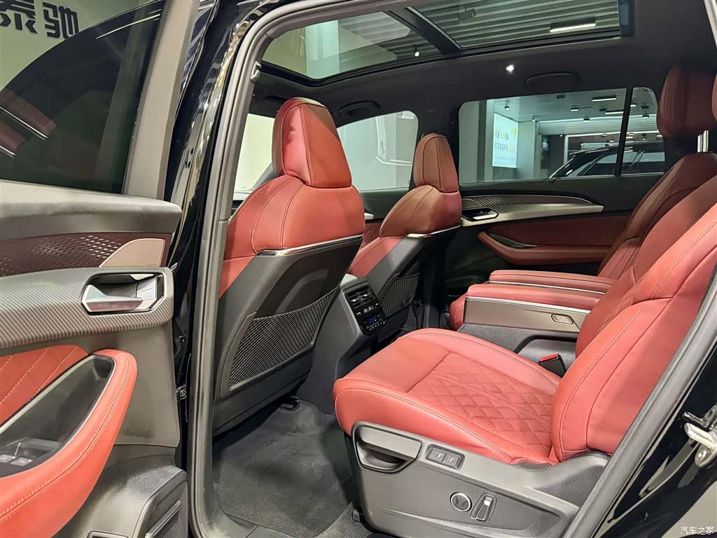 Audi Q6, 2023 25