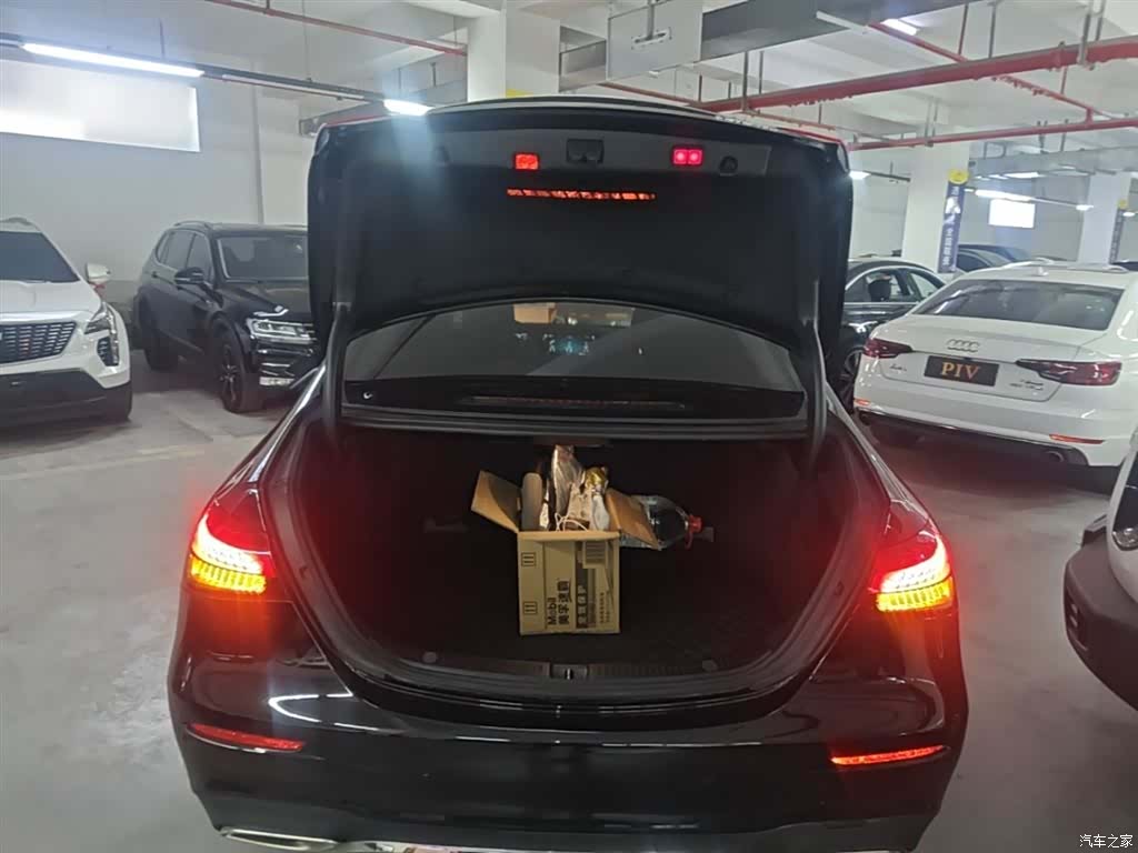 Mercedes-Benz E-Class, 2022 19