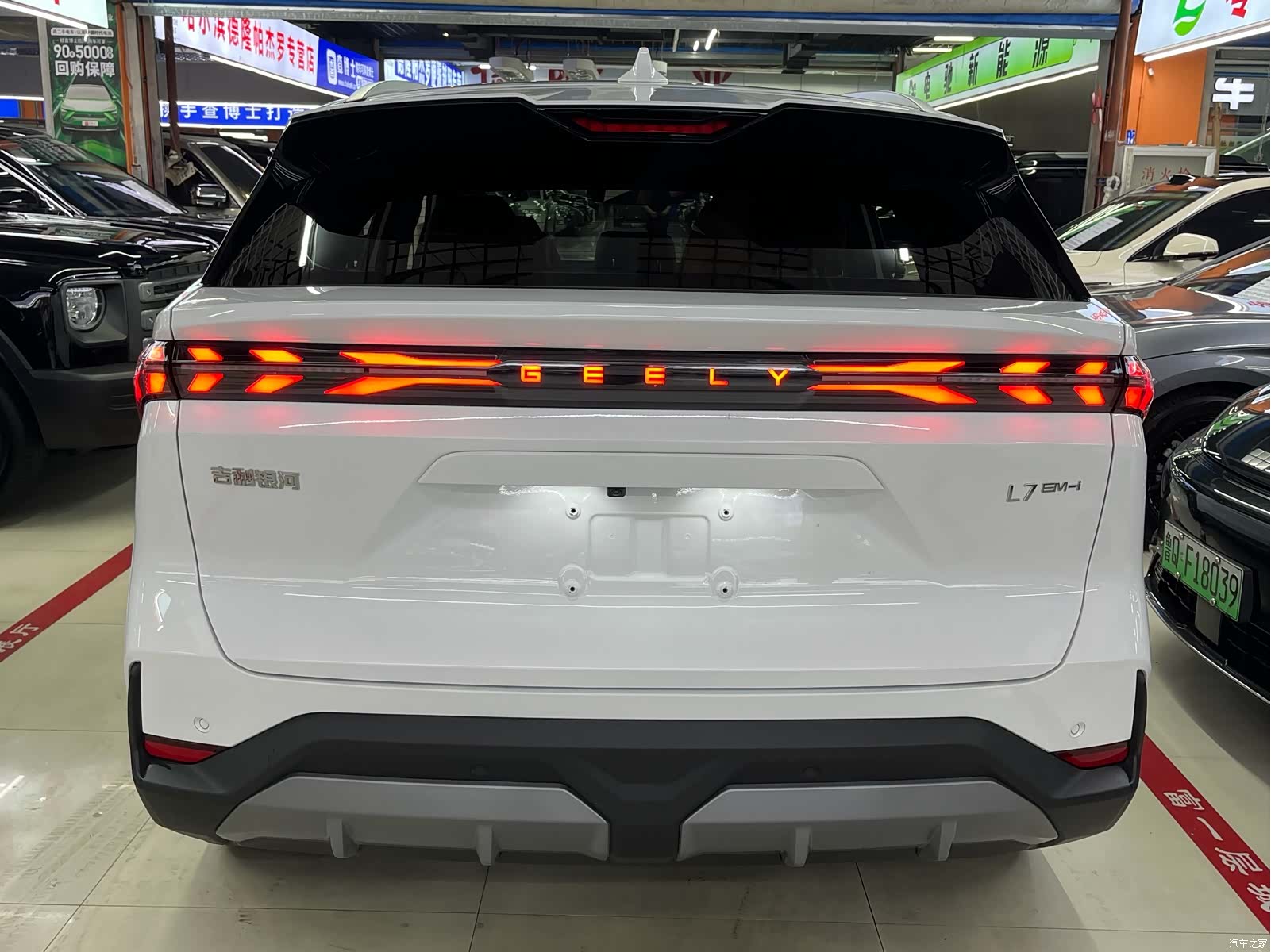 Geely Galaxy L7, 2025 все фото