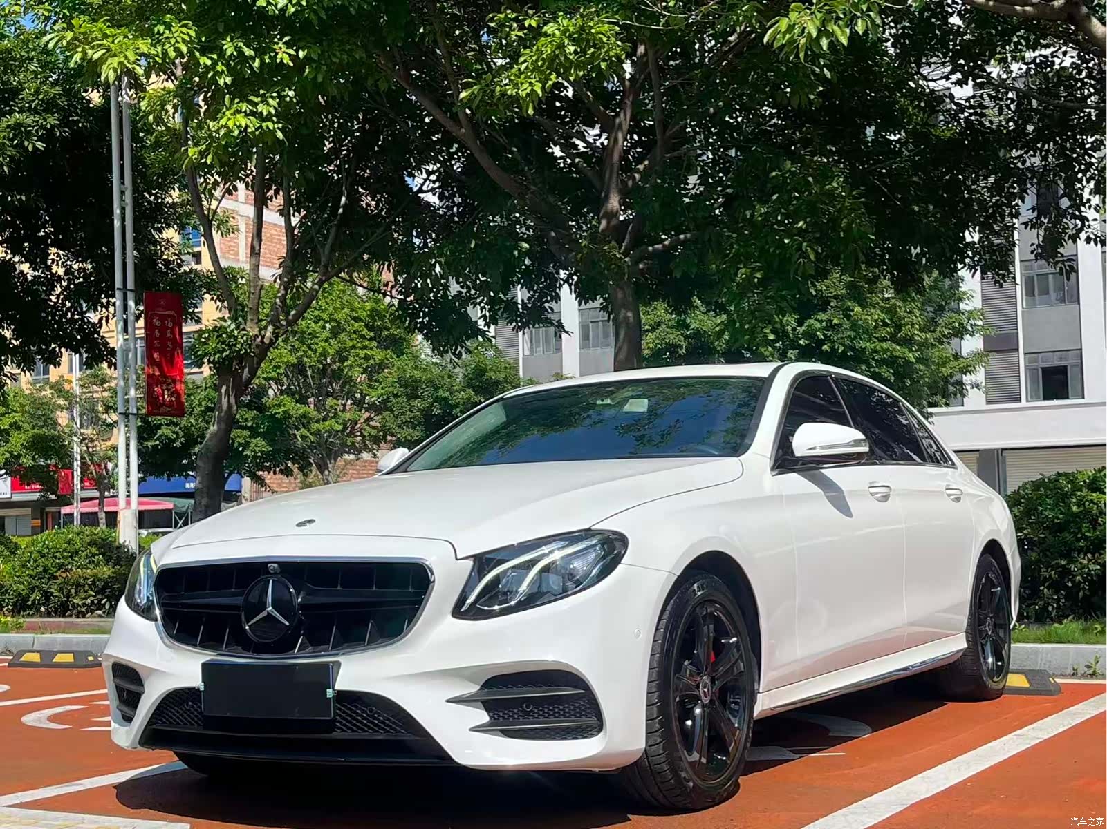 Mercedes-Benz E-Class, 2018 1