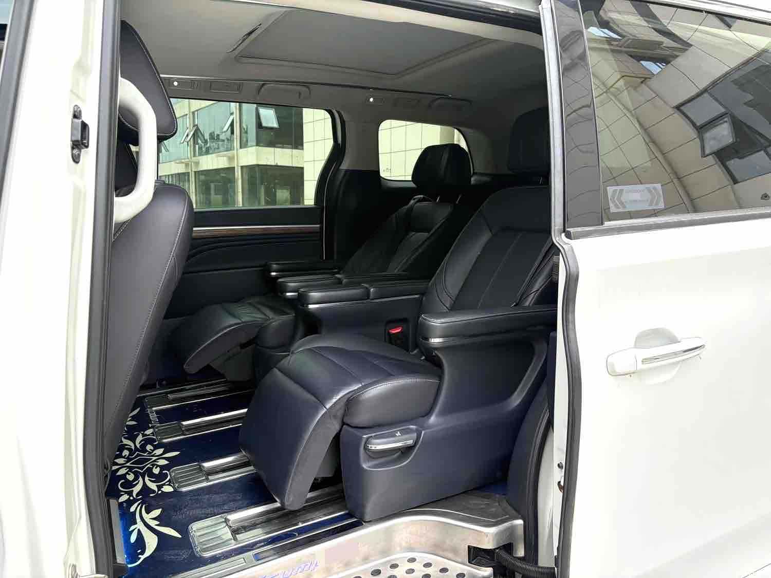 Trumpchi M8, 2021 все фото